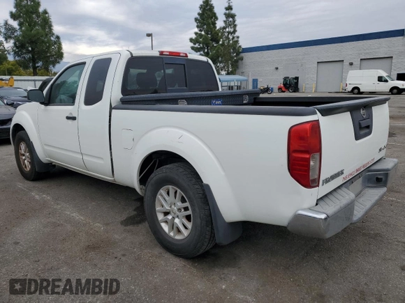 2017 Nissan Frontier SV z VIN 1N6AD0CW7HN767526, wystawiony jako Copart lot #84701984 z przebiegiem 122 196 mil mil oraz Czysty tytuł • Clean title. Historia ofert i sprzedaży dostępna na DreamBid. Obrazek 2.