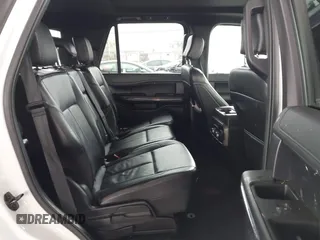 2020 Ford Expedition XLT with VIN 1FMJU1HT7LEA34372, listed as a IAAI auction lot 41720101 with 81,388 mi miles. Bid and sale history available at carsss.com. Image 8.