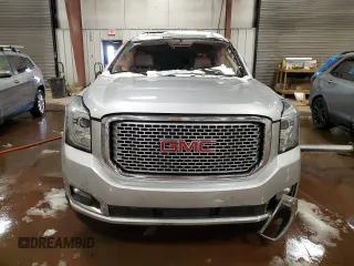 2016 GMC Yukon XL Denali with VIN 1GKS2HKJ7GR162385, listed as a Copart auction lot 45697345 with 132,892 mi miles and Clean Title. Bid and sale history available at carsss.com. Image 5.