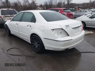 2007 Acura RL Technology with VIN JH4KB16647C004726, listed as a IAAI auction lot 41440758 with 170,879 mi miles and . Bid and sale history available at DreamBid. Image 3.