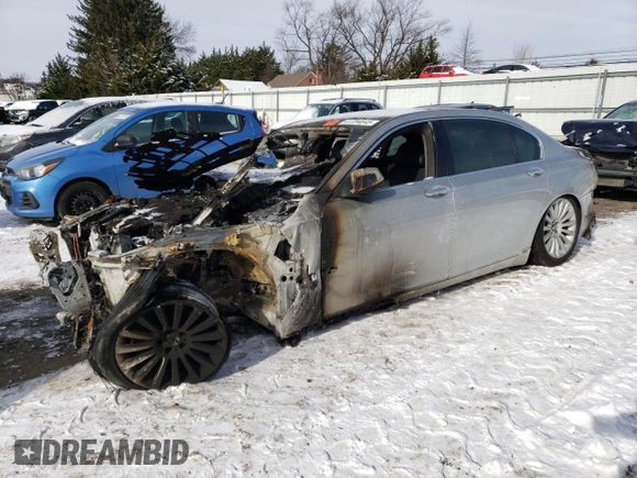 2011 BMW 7 Series 750Li xDrive with VIN WBAKC8C55BC432555, listed as a Copart auction lot 41784645 with 0 mi miles and Salvage Title. Bid and sale history available at carsss.com. Image 1.