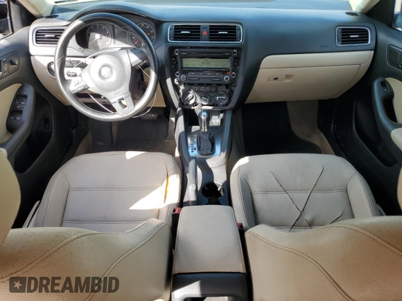 2011 Volkswagen Jetta SE with VIN 3VWDZ7AJ8BM383450, listed as a Copart auction lot 80899484 with 191,498 mi miles and Salvage title. Bid and sale history available at DreamBid. Image 8.