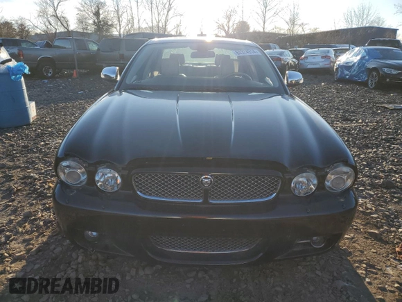 2009 Jaguar XJ VDP with VIN SAJWA82C19TH30903, listed as a Copart auction lot 84324914 with 92,312 mi miles and Clean Title. Bid and sale history available at carsss.com. Image 5.