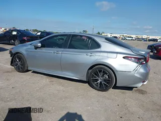 2022 Toyota Camry SE with VIN 4T1T11AK9NU686020, listed as a IAAI auction lot 41155558 with 46,746 mi miles and . Bid and sale history available at DreamBid. Image 3.