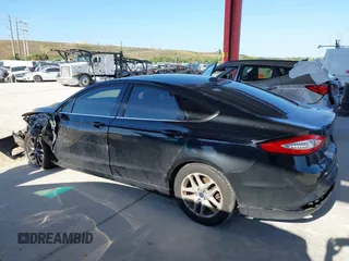 2015 Ford Fusion SE with VIN 1FA6P0H74F5120800, listed as a IAAI auction lot 42065512 with 175,875 mi miles. Bid and sale history available at carsss.com. Image 15.