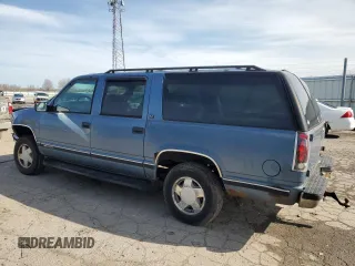 1997 GMC Suburban with VIN 1GKFK16R7VJ707618, listed as a Copart auction lot 49882035 with 317,771 mi miles and Salvage Title. Bid and sale history available at carsss.com. Image 2.