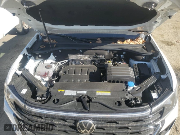 2024 Volkswagen Atlas SE with VIN 1V2LE2CA0RC236608, listed as a Copart auction lot 79430654 with 9,705 mi miles and Salvage title. Bid and sale history available at DreamBid. Image 12.