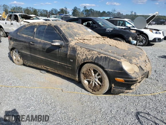 2003 Mercedes-Benz C 230 Kompressor z VIN WDBRN40J43A455536, wystawiony jako Copart lot #74631624 z przebiegiem Nie podano mil oraz Szkoda całkowita • Salvage title. Historia ofert i sprzedaży dostępna na DreamBid. Obrazek 4.