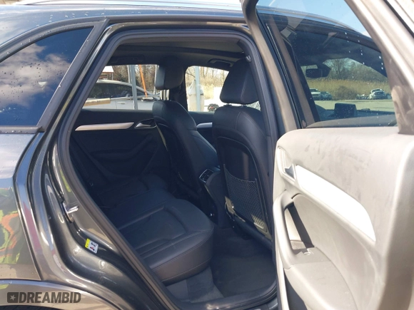 2018 Audi Q3 Premium with VIN WA1ECCFS0JR028296, listed as a IAAI auction lot 41547417 with 75,798 mi miles. Bid and sale history available at carsss.com. Image 8.