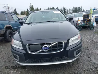 2012 Volvo XC70 T6 with VIN YV4902BZ9C1142969, listed as a IAAI auction lot 41750918 with 124,322 mi miles and . Bid and sale history available at DreamBid. Image 12.