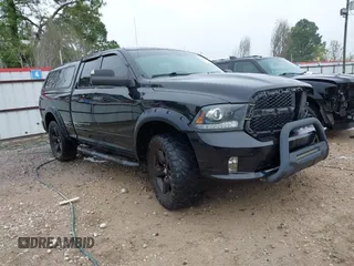 2014 Ram 1500 Express z VIN 1C6RR7FT6ES216400, wystawiony jako IAAI lot #41922434 z przebiegiem 202 249 mil mil oraz . Historia ofert i sprzedaży dostępna na DreamBid. Obrazek 1.