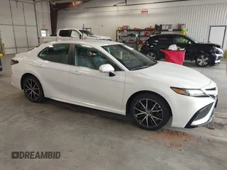 2022 Toyota Camry SE with VIN 4T1G11AK1NU694842, listed as a IAAI auction lot 42236424 with 52,335 mi miles and . Bid and sale history available at DreamBid. Image 13.