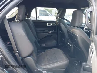 2020 Ford Explorer XLT z VIN 1FMSK7DH5LGC28692, wystawiony jako IAAI lot #42348778 z przebiegiem 107 782 mil mil oraz . Historia ofert i sprzedaży dostępna na DreamBid. Obrazek 8.