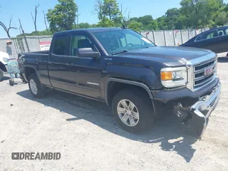 2015 GMC Sierra 1500 SLE z VIN 1GTV2UEH3FZ443351, wystawiony jako IAAI lot #42391909 z przebiegiem 143 612 mil mil oraz . Historia ofert i sprzedaży dostępna na DreamBid. Obrazek 1.