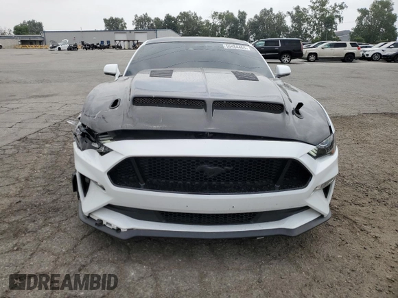 2021 Ford Mustang GT z VIN 1FA6P8CF7M5154451, wystawiony jako Copart lot #59484465 z przebiegiem 26 817 mil mil oraz Szkoda całkowita • Salvage title. Historia ofert i sprzedaży dostępna na DreamBid. Obrazek 5.