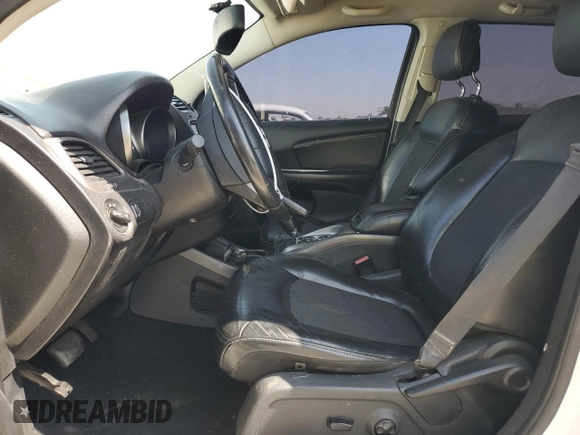 2016 Dodge Journey Crossroad Plus with VIN 3C4PDCGB4GT220184, listed as a Copart auction lot 61977595 with 137,185 mi miles and Clean title. Bid and sale history available at DreamBid. Image 7.