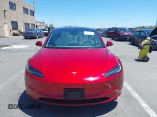 2025 Tesla Model 3 Long Range with VIN 5YJ3E1EA6SF917745, listed as a IAAI auction lot 42533673 with 7,305 mi miles and . Bid and sale history available at DreamBid. Image 12.