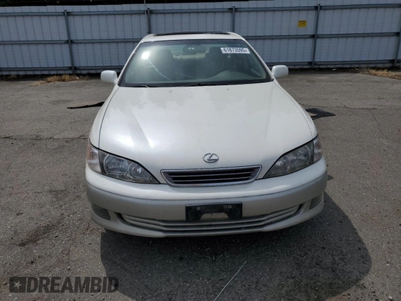 2000 Lexus ES 300 with VIN JT8BF28G6Y5099537, listed as a Copart auction lot 61873595 with 167,090 mi miles and Salvage title. Bid and sale history available at DreamBid. Image 5.