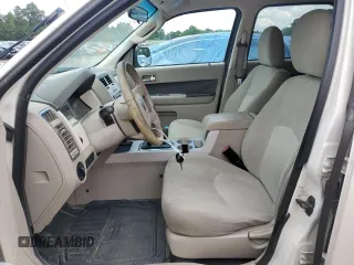 2009 Mercury Mariner z VIN 4M2CU81769KJ21980, wystawiony jako Copart lot #58489295 z przebiegiem 281 640 mil mil oraz Szkody całkowita. Historia ofert i sprzedaży dostępna na DreamBid. Obrazek 7.