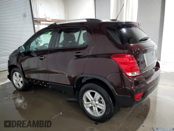 2022 Chevrolet Trax LT with VIN KL7CJPSM7NB518926, listed as a Copart auction lot 42816095 with 6,627 mi miles and Salvage Title. Bid and sale history available at carsss.com. Image 2.