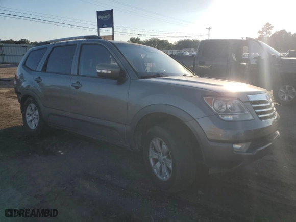 2009 Kia Borrego EX with VIN KNDJJ741395015136, listed as a Copart auction lot 72939204 with NaN miles and Salvage Title. Bid and sale history available at carsss.com. Image 4.
