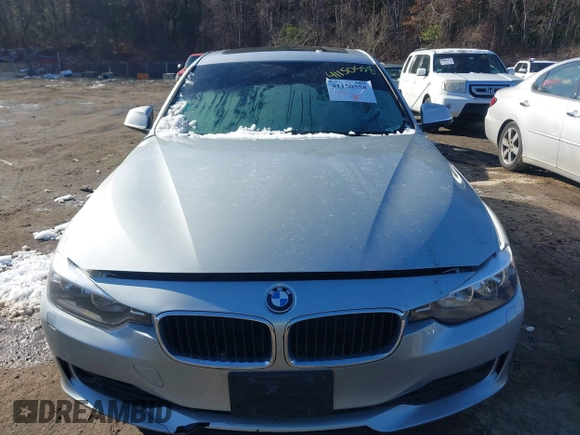 2014 BMW 3 Series 320i xDrive with VIN WBA3C3G51ENR25515, listed as a IAAI auction lot 41150558 with Not Provided miles. Bid and sale history available at carsss.com. Image 12.
