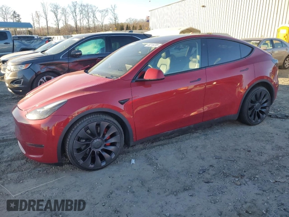 2022 Tesla Model Y Performance with VIN 7SAYGDEF2NF323142, listed as a Copart auction lot 48218235 with 43,524 mi miles and Salvage Title. Bid and sale history available at DreamBid. Image 1.