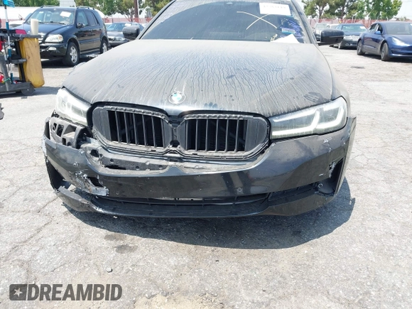 2021 BMW 5 Series 530i z VIN WBA53BH01MCF65097, wystawiony jako IAAI lot #42783119 z przebiegiem 91 829 mil mil oraz . Historia ofert i sprzedaży dostępna na DreamBid. Obrazek 6.