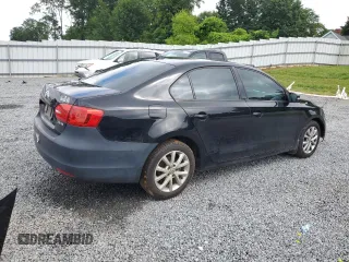 2012 Volkswagen Jetta SE z VIN 3VWBP7AJ4CM113260, wystawiony jako Copart lot #58639525 z przebiegiem 198 316 mil mil oraz Czysty tytuł • Clean title. Historia ofert i sprzedaży dostępna na DreamBid. Obrazek 3.
