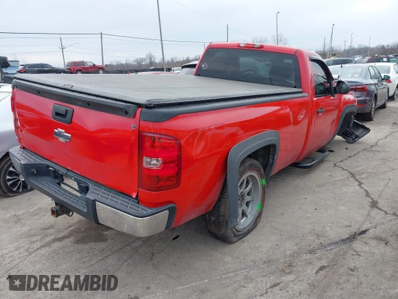 2007 Chevrolet Silverado 1500 Work Truck with VIN 1GCEC14067E553861, listed as a IAAI auction lot 41100376 with 177,573 mi miles. Bid and sale history available at carsss.com. Image 4.