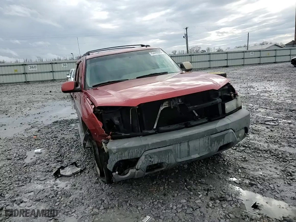 2002 Chevrolet Avalanche with VIN 3GNEC13T52G230339, listed as a Copart auction lot 43449505 with 284,505 mi miles and Salvage Title. Bid and sale history available at carsss.com. Image 11.