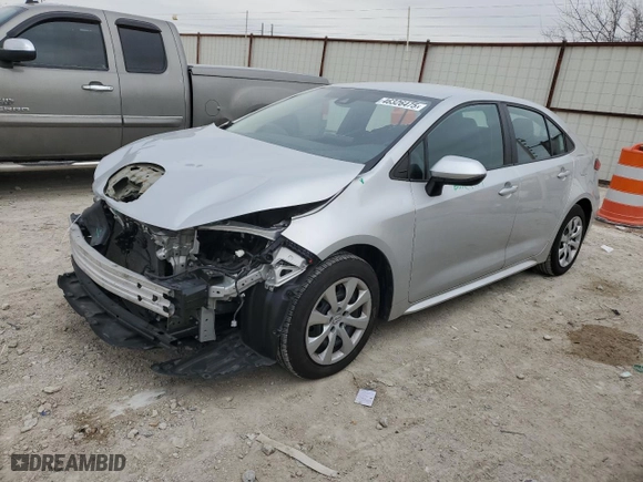2022 Toyota Corolla LE with VIN 5YFEPMAE7NP290379, listed as a Copart auction lot 46326475 with 53,748 mi miles and Salvage Title. Bid and sale history available at carsss.com. Image 1.