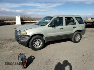 2005 Ford Escape XLS Value with VIN 1FMYU92ZX5KA93124, listed as a Copart auction lot 45337585 with 218,826 mi miles and Salvage Title. Bid and sale history available at carsss.com. Image 12.