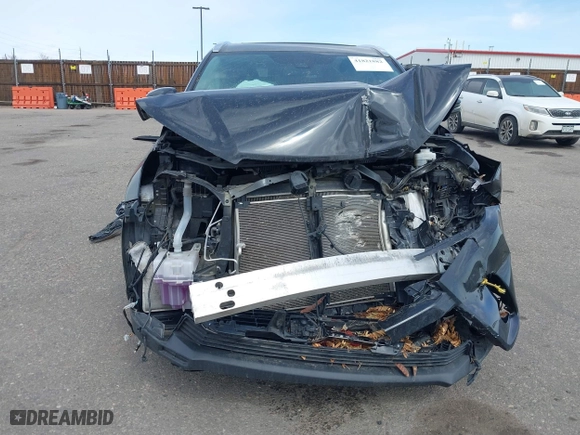2019 Toyota Highlander SE with VIN 5TDJZRFH4KS936151, listed as a IAAI auction lot 41821882 with 1 mi miles. Bid and sale history available at carsss.com. Image 13.