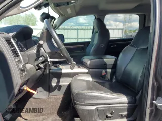 2017 Ram 1500 Night z VIN 1C6RR7MT0HS795181, wystawiony jako Copart lot #56459275 z przebiegiem 118 876 mil mil oraz Szkoda całkowita • Salvage title. Historia ofert i sprzedaży dostępna na DreamBid. Obrazek 7.