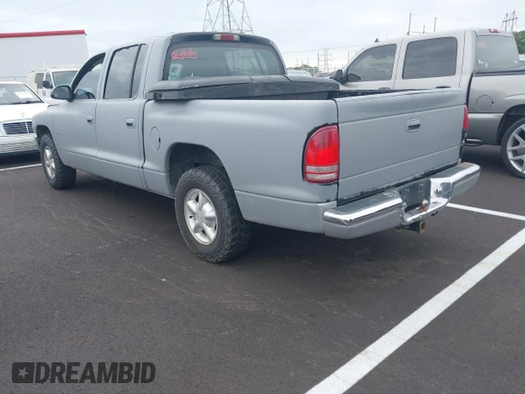 2000 Dodge Dakota Sport with VIN 1B7GL2ANXYS684051, listed as a IAAI auction lot 42108965 with Not Provided miles. Bid and sale history available at carsss.com. Image 3.
