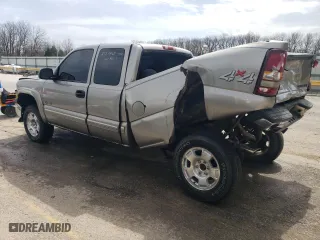 2000 Chevrolet Silverado 1500 LS with VIN 2GCEK19T2Y1308662, listed as a Copart auction lot 51215015 with 320,200 mi miles and Salvage Title. Bid and sale history available at carsss.com. Image 2.