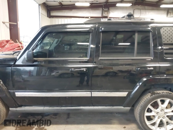 2007 Jeep Commander Limited с VIN 1J8HH58297C576900, выставлен на аукционе IAAI как лот 41915774 с пробегом 227 972 миль миль и . История ставок и продаж доступна на DreamBid. Изображение 15.