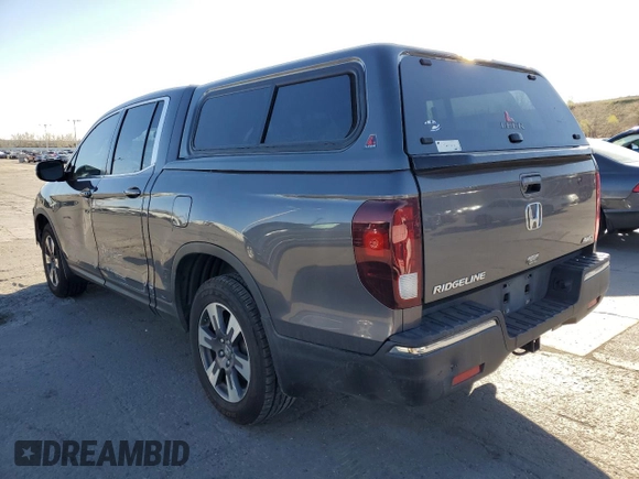 2019 Honda Ridgeline RTL-T with VIN 5FPYK3F67KB027637, listed as a Copart auction lot 53324325 with 70,801 mi miles and Salvage title. Bid and sale history available at DreamBid. Image 2.