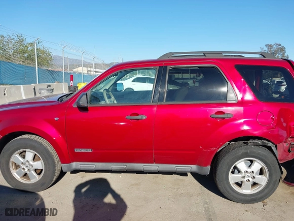 2008 Ford Escape XLT with VIN 1FMCU03138KB98896, listed as a IAAI auction lot 41845243 with 217,738 mi miles. Bid and sale history available at carsss.com. Image 14.