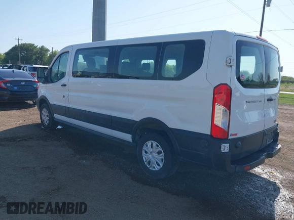 2019 Ford Transit Passenger XL z VIN 1FBZX2ZM8KKA75772, wystawiony jako IAAI lot #41990148 z przebiegiem 101 809 mil mil oraz . Historia ofert i sprzedaży dostępna na DreamBid. Obrazek 3.