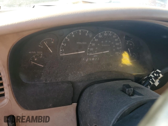 2000 Ford Explorer XLS z VIN 1FMZU72X0YZC33667, wystawiony jako Copart lot #80104924 z przebiegiem Nie podano mil oraz Szkoda całkowita • Salvage title. Historia ofert i sprzedaży dostępna na DreamBid. Obrazek 9.
