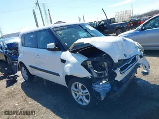 2012 Kia Soul + with VIN KNDJT2A6XC7355229, listed as a IAAI auction lot 41811989 with 111,008 mi miles. Bid and sale history available at carsss.com. Image 1.