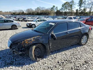 2014 Chrysler 200 LX with VIN 1C3CCBAB2EN206063, listed as a Copart auction lot 43357875 with 139,951 mi miles and Salvage Title. Bid and sale history available at DreamBid. Image 1.