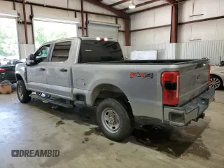 2023 Ford F-250 XL with VIN 1FT8W2BAXPEC99223, listed as a Copart auction lot 56026695 with 33,616 mi miles and Salvage title. Bid and sale history available at DreamBid. Image 2.
