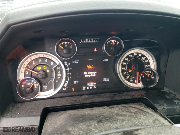 2018 Ram 2500 Laramie with VIN 3C6UR5FL8JG211232, listed as a Copart auction lot 48250315 with 201,460 mi miles and Salvage Title. Bid and sale history available at carsss.com. Image 9.