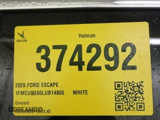 2020 Ford Escape SE z VIN 1FMCU9G66LUB14805, wystawiony jako IAAI lot #42388285 z przebiegiem 50 819 mil mil oraz . Historia ofert i sprzedaży dostępna na DreamBid. Obrazek 32.