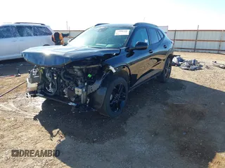 2025 Chevrolet Trax ACTIV with VIN KL77LKEP0SC071687, listed as a IAAI auction lot 41846401 with 9,596 mi miles. Bid and sale history available at carsss.com. Image 2.