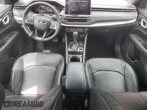 2023 Jeep Compass (RED) Edition с VIN 3C4NJDCN7PT500848, выставлен на аукционе Copart как лот 54476355 с пробегом 25 123 миль миль и Списание • Salvage title. История ставок и продаж доступна на DreamBid. Изображение 8.