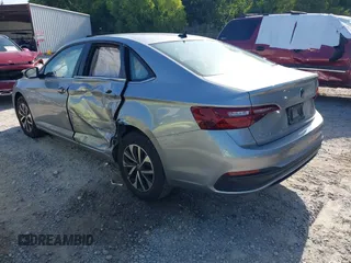 2024 Volkswagen Jetta S with VIN 3VW5M7BU1RM091919, listed as a IAAI auction lot 42691466 with 25,101 mi miles and . Bid and sale history available at DreamBid. Image 3.